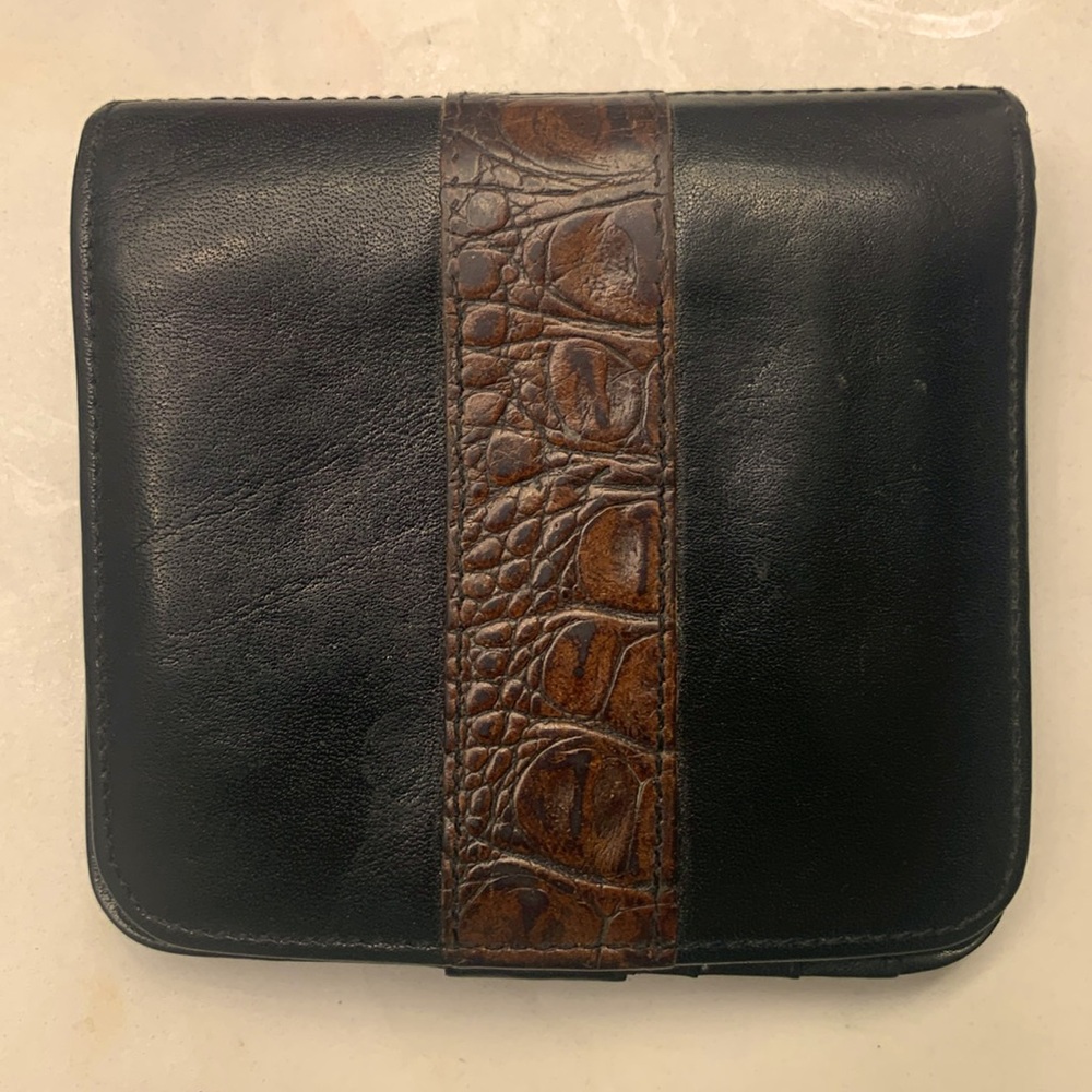 Brahmin Vintage Leather Wallet. Black w/Brown Croc. Approx 4”x4” when closed.